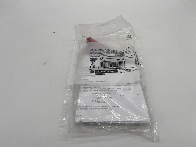 Safety magnetic switch Xcsdmc790l01m8