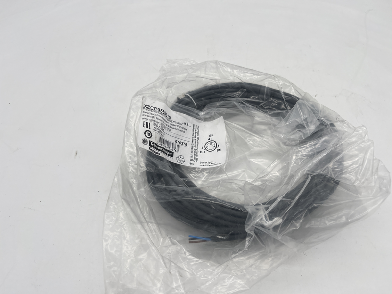 Pre wired connectors XZ, straight female, M8, 3 pins, cable PUR 10 m. Xzcp0566l10
