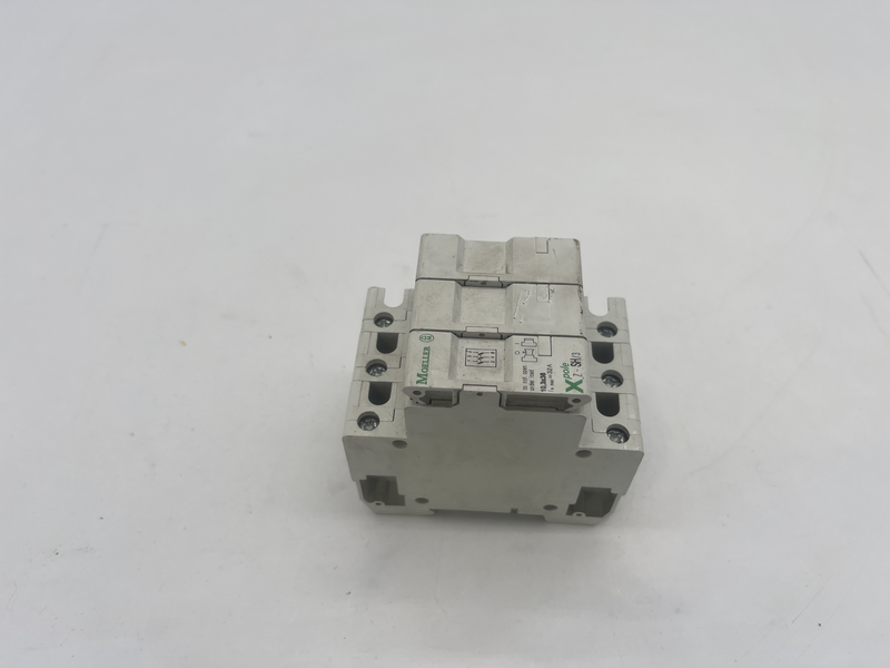 Porta fusibili 10.3x38 x3 Z-sh/3