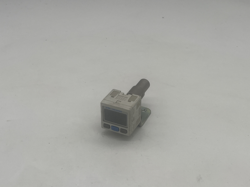 PRESSURE SENSOR DIGITAL PRESSURE SWITCH, VACUUM PRESSURE, R1/8 (M5 FEMALE THREAD), PNP OPEN COLLECTOR ZSE30A01B