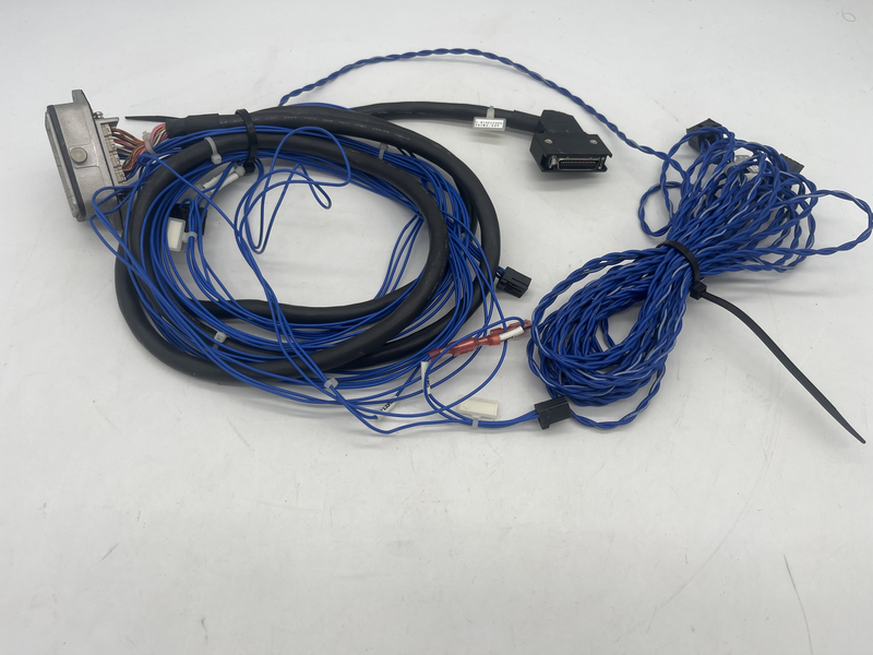 Cablaggio interno alla cabina del robot yaskawa ae6-cn508 hb0272518-2