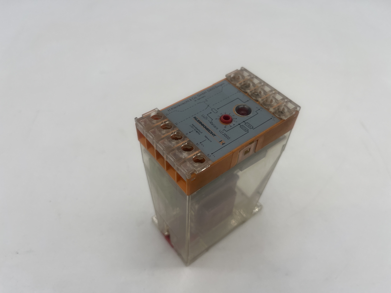 Relay uj2000